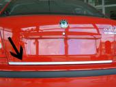 Li�ta spodn� hrany kufru �koda Octavia