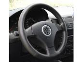 Ko�en� potah volantu-�ern� proveden�