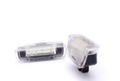Bezpe�nostn� LED osv�tlen� dve�� �koda Superb II