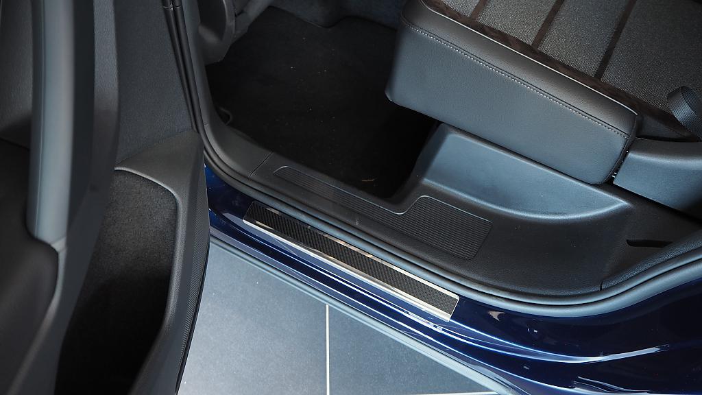 Kryty prah-nerez+karbon SEAT TARRACO