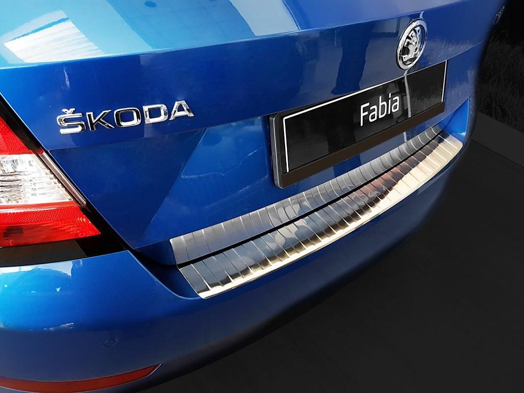 Kryt prahu zadn�ch dve�� �koda Fabia III