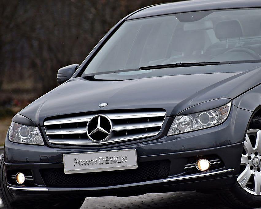 Mratka pednch svtel Mercedes C Class W204