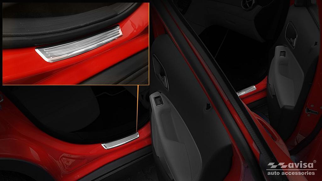 Nerez kryty prah� - p�edn� Mercedes GLA X156