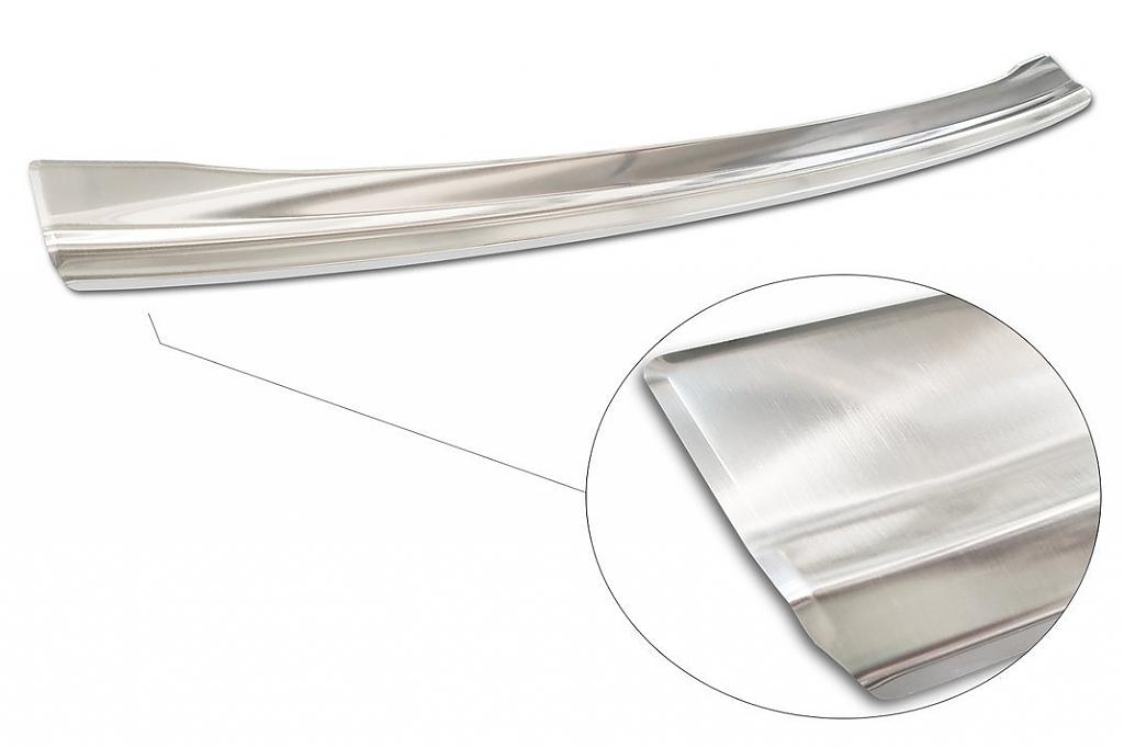 Kryt prahu zadn�ch dve�� Ford Fiesta VII / Facelift