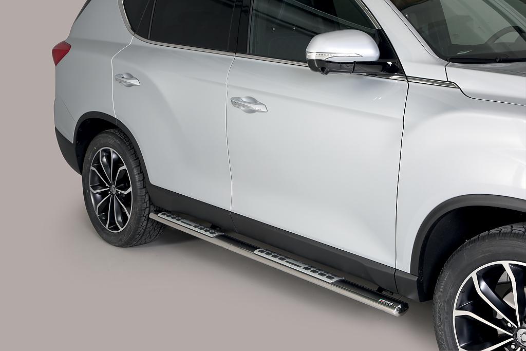 Nerez bon designov nlapy SsangYong Rexton II Y400