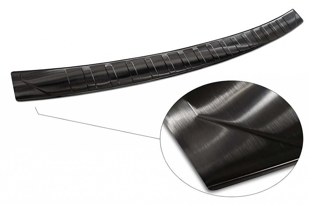 Kryt prahu zadnch dve BMW X5 III F15 M-Paket - ern