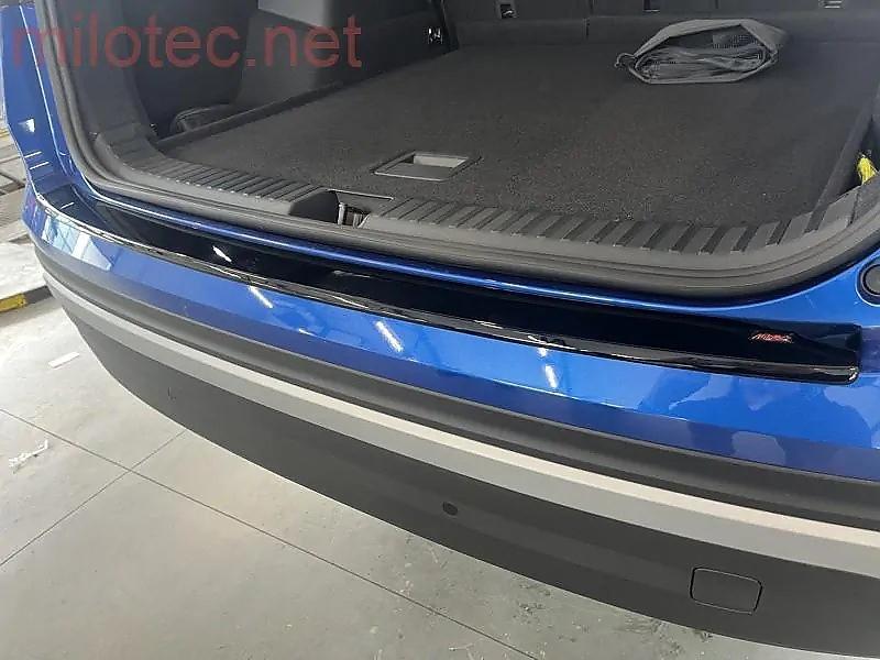 Plastov� pr�h p�t�ch dve�� �koda Kodiaq II - �ern� leskl� "klav�rlak"