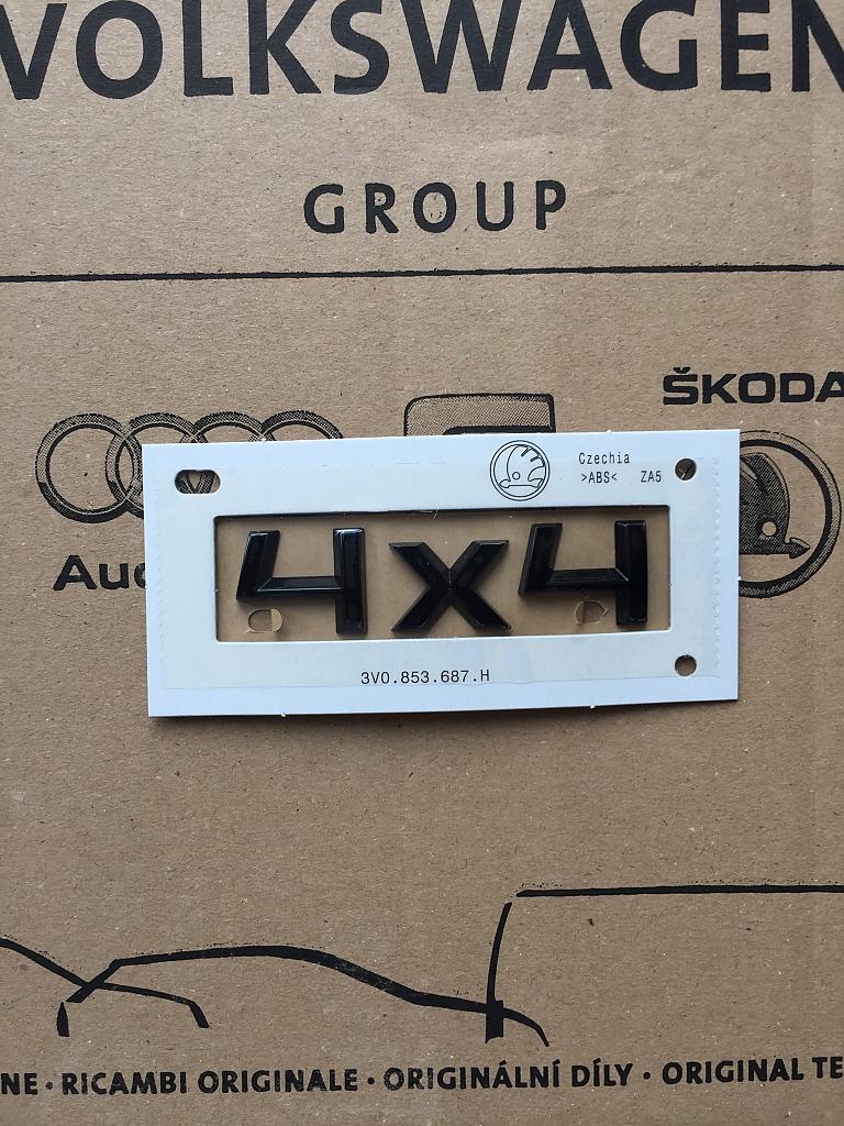 Zadn� n�pis 4x4 origin�l pro vozy �koda - �ern�