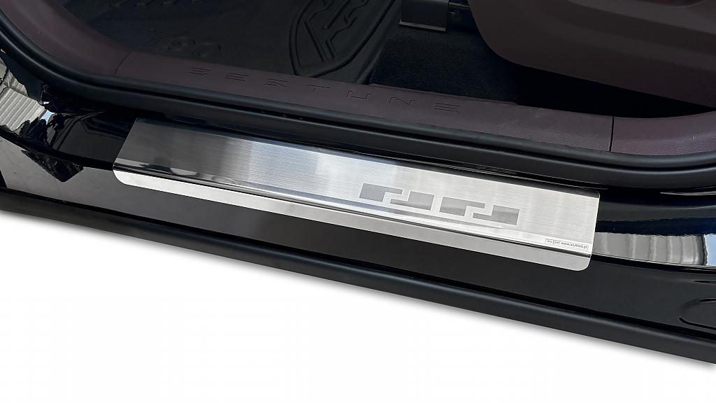 Kryty prah�-nerez Bestune T90