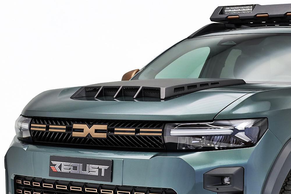 REDUST s�n� na kapotu DACIA BIGSTER