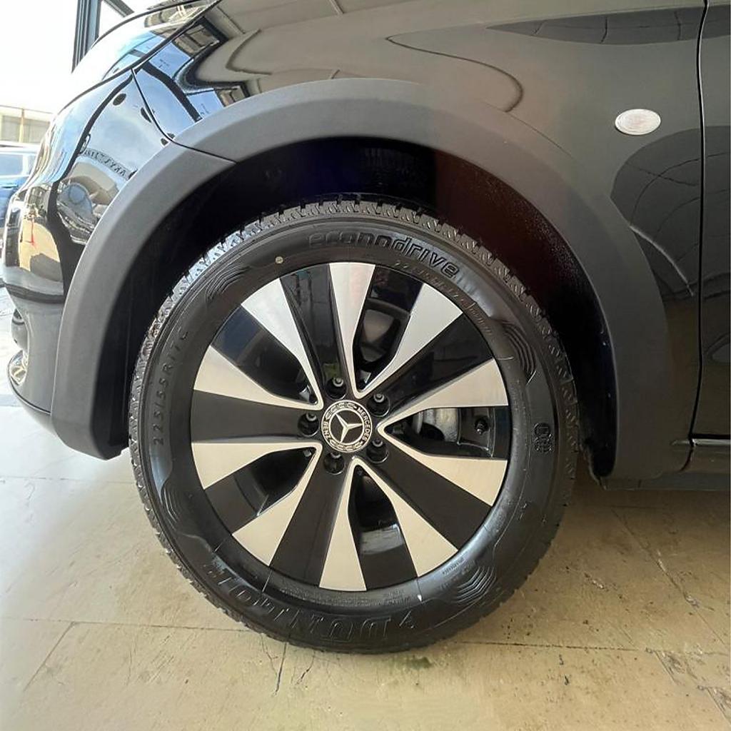 Plastov� lemy blatn�k� Mercedes Vito / V Class