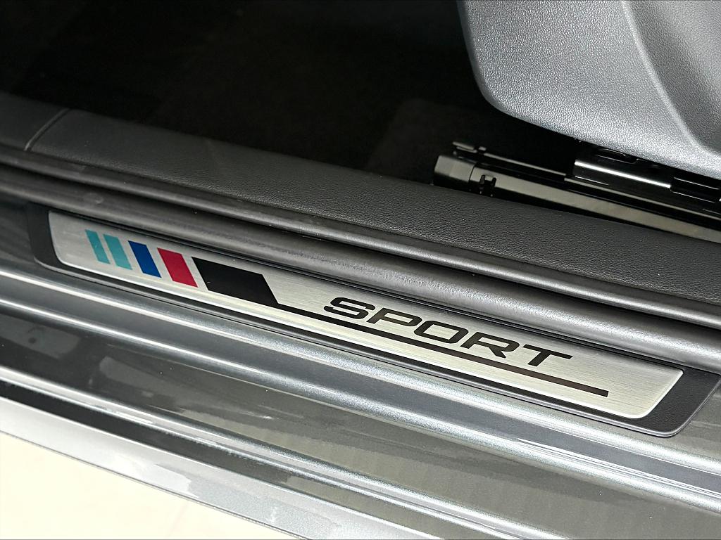 Dekorativn� kryty prah� s n�pisem SPORT pro �koda Fabia III / IV