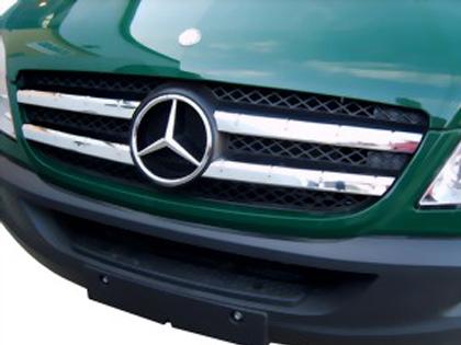 Li�ty p�edn� masky - nerez Mercedes Sprinter