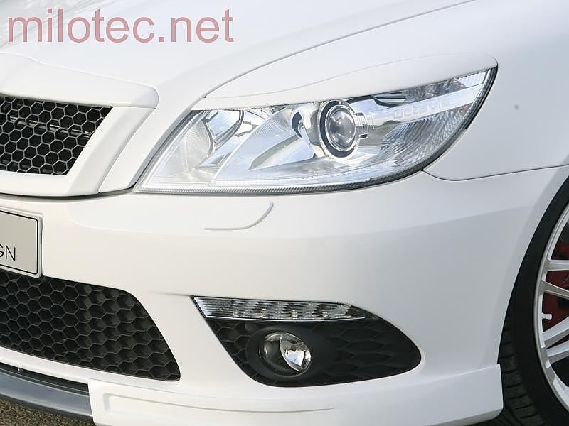 Mra��tka �koda Octavia II/RS Facelift - �ern� leskl� "klav�rlak"