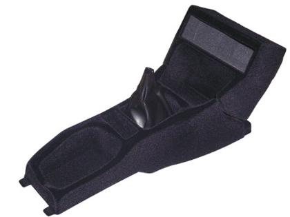 Panel st�edn� �ern� na CD �koda Favorit