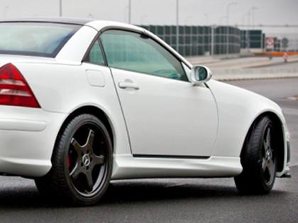 Plastov prahy Mercedes SLK R170