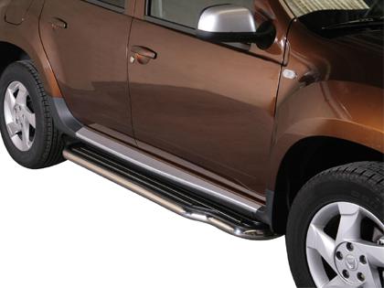 Boční nerezové nášlapy Dacia Duster