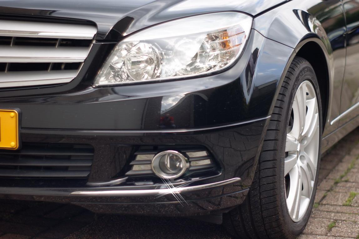 Chrom lity pednho nraznku Mercedes C W204