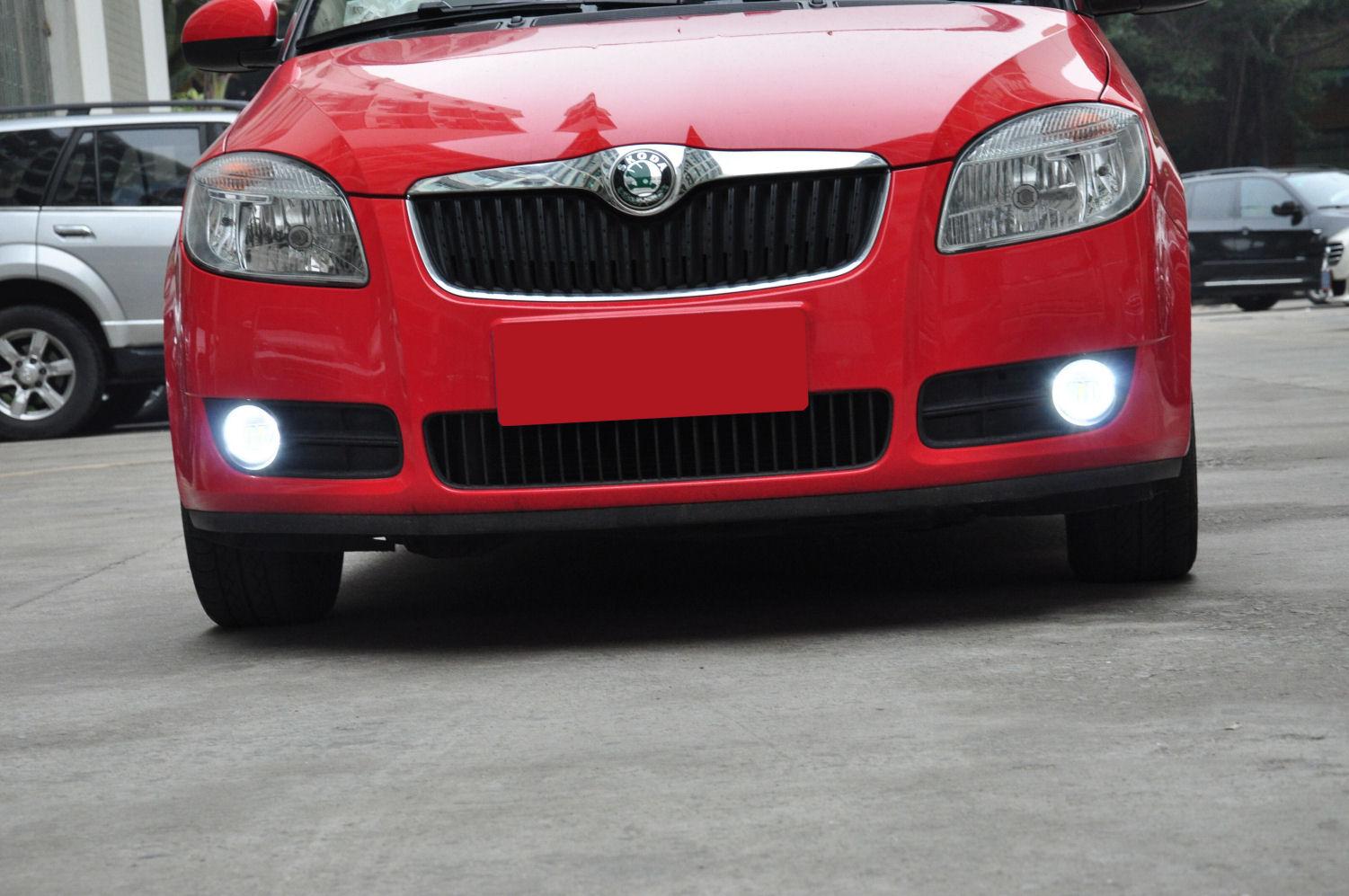 Skoda Fabia 2 Led Scheinwerfer Nachrüsten LED mlhová světla + LED denní svícení Škoda Fabia II - Spoilercentrum